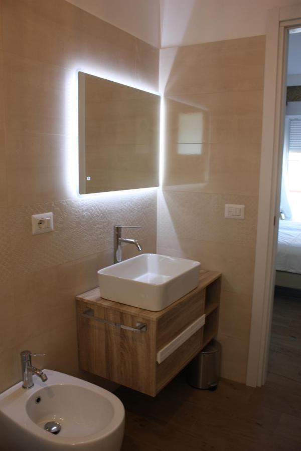 Strettomare-Business & Travel Apartment 雷焦卡拉布里亚 外观 照片