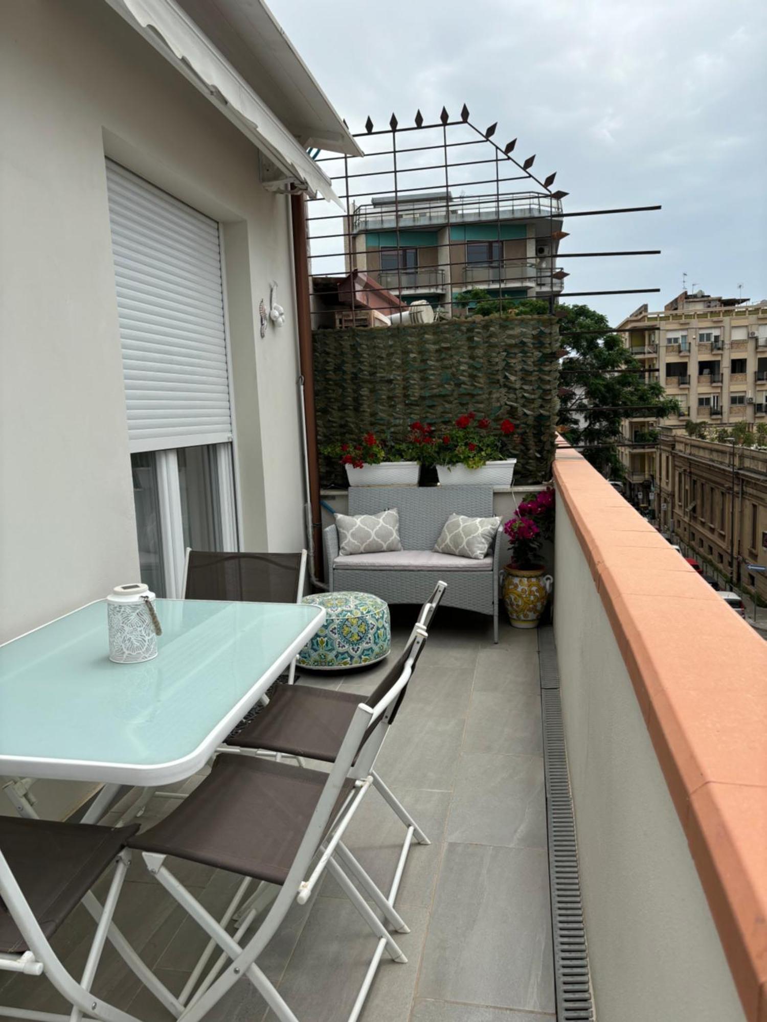 Strettomare-Business & Travel Apartment 雷焦卡拉布里亚 外观 照片